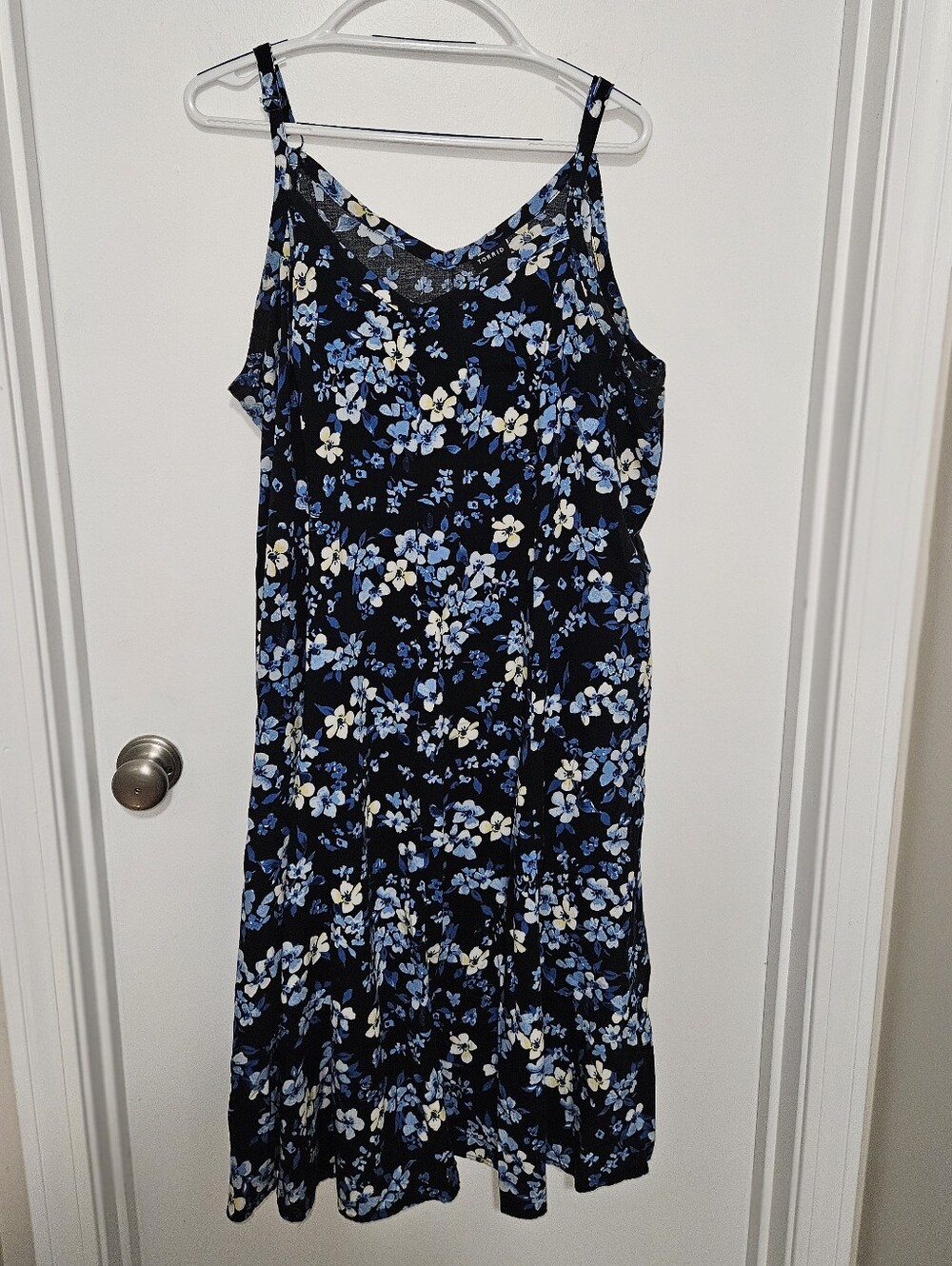 torrid Black Floral Cami Midi Dress with Blue and Cream Flowers Size 3
